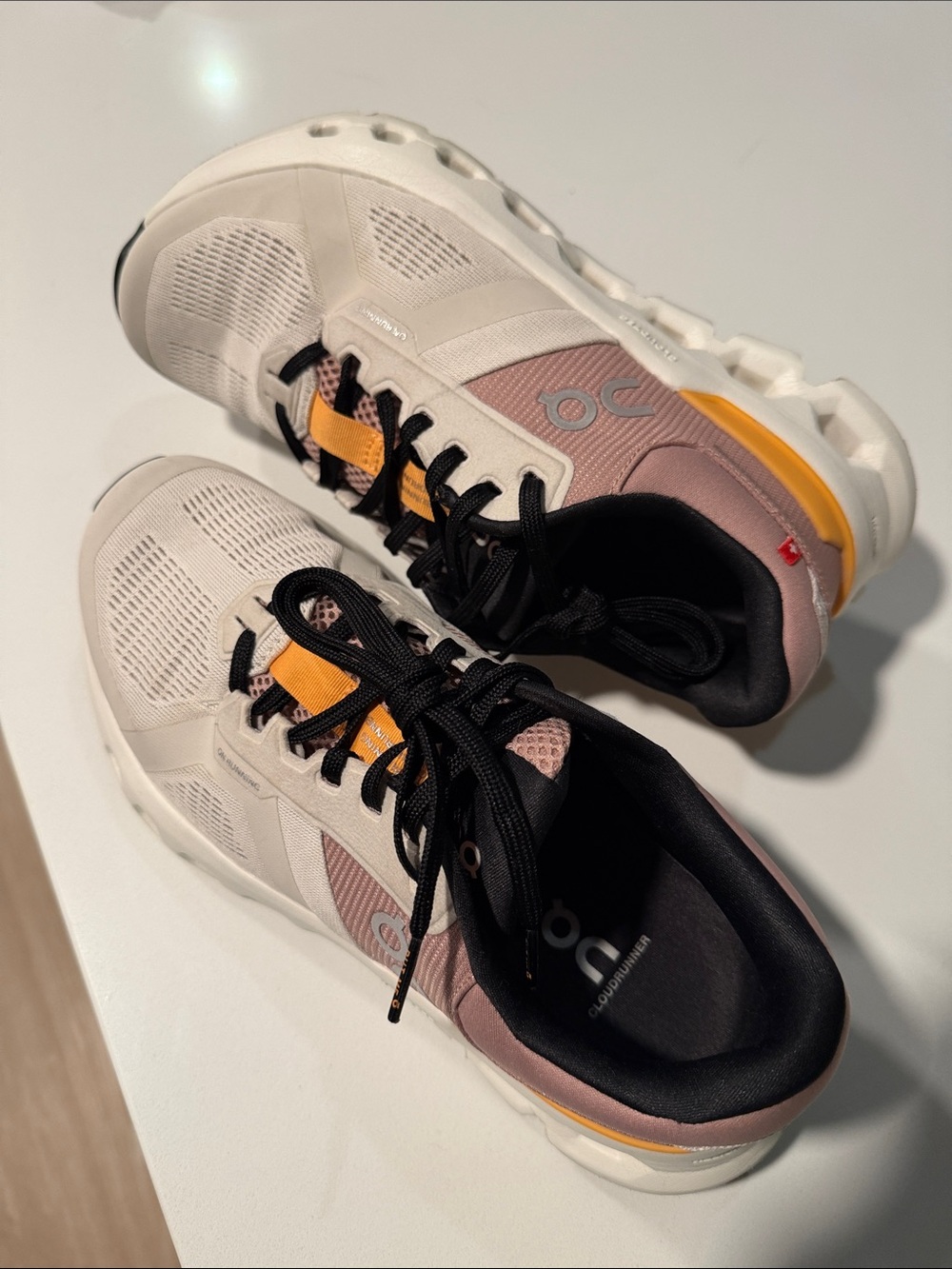 ON Running Shoes